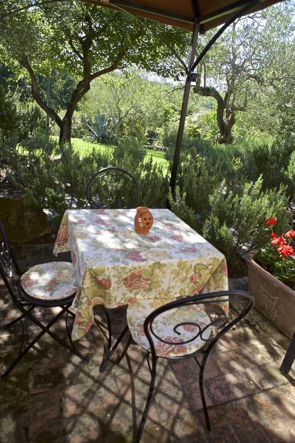 Fonte Magia Bed & Breakfast Castel de' Fiori Bagian luar foto