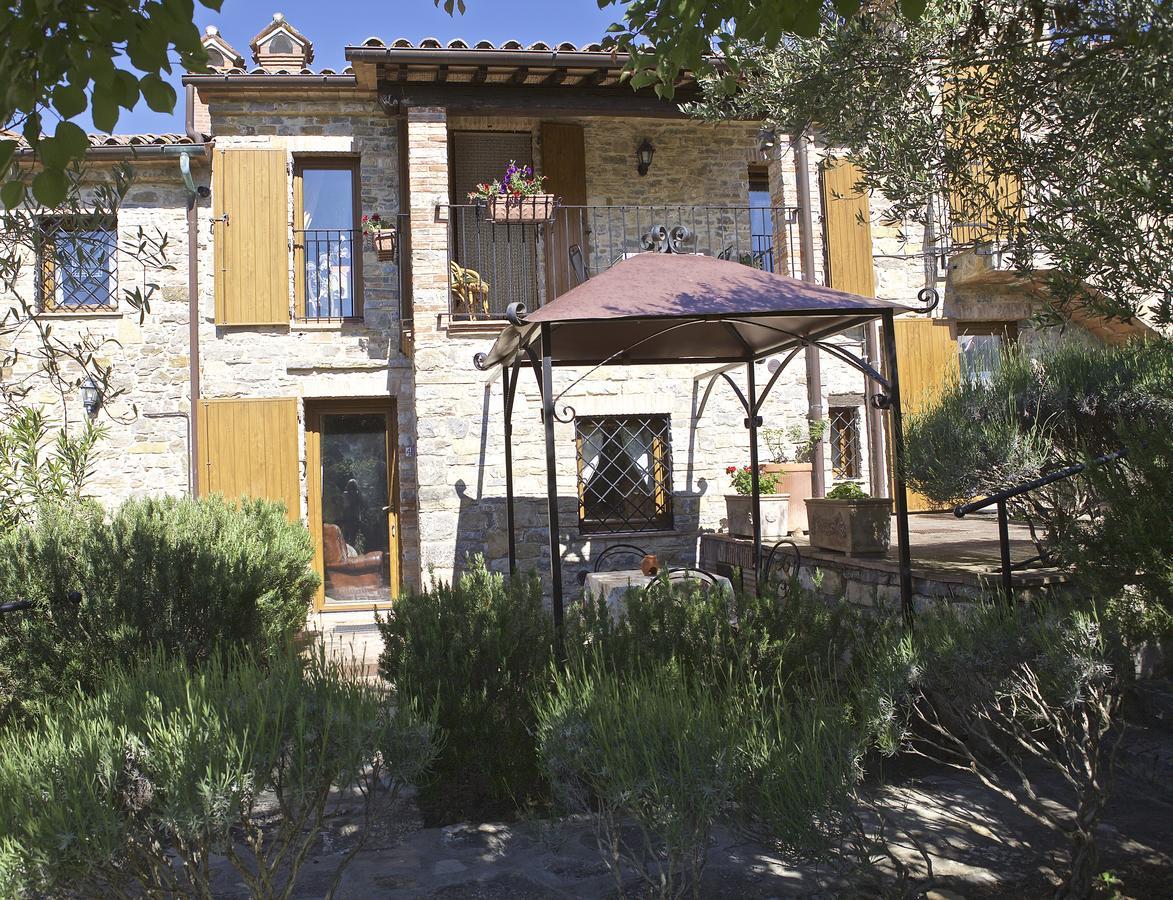 Fonte Magia Bed & Breakfast Castel de' Fiori Bagian luar foto